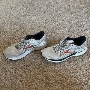 Men’s Size 15 Brooks Sneakers